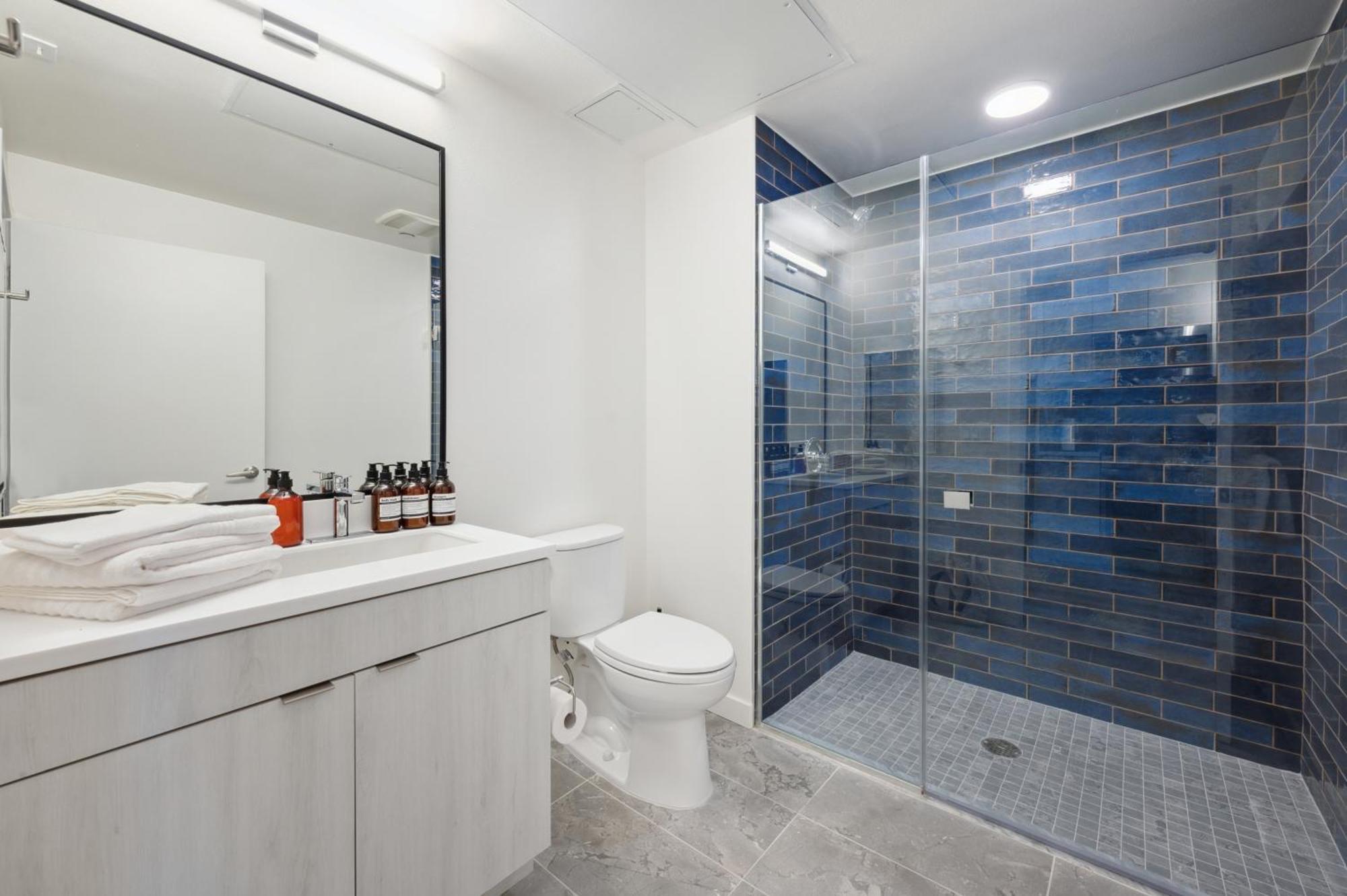 Apartment Hollywood 1bdr With Pool, Free Parking, Gym